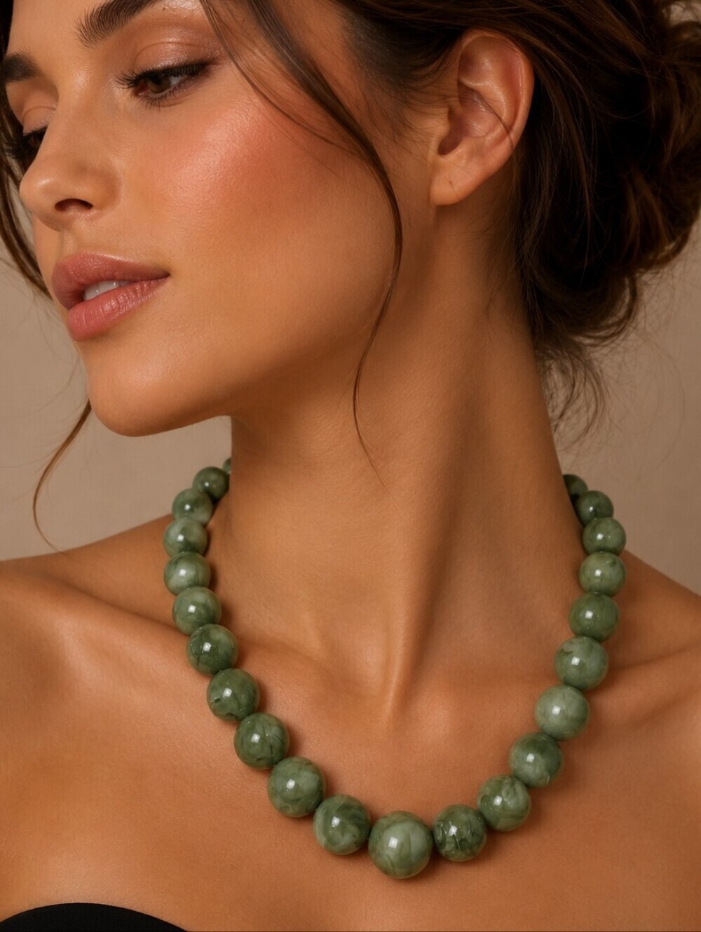 VTG Marbled Sage Tapered Acrylic Beaded Necklace
